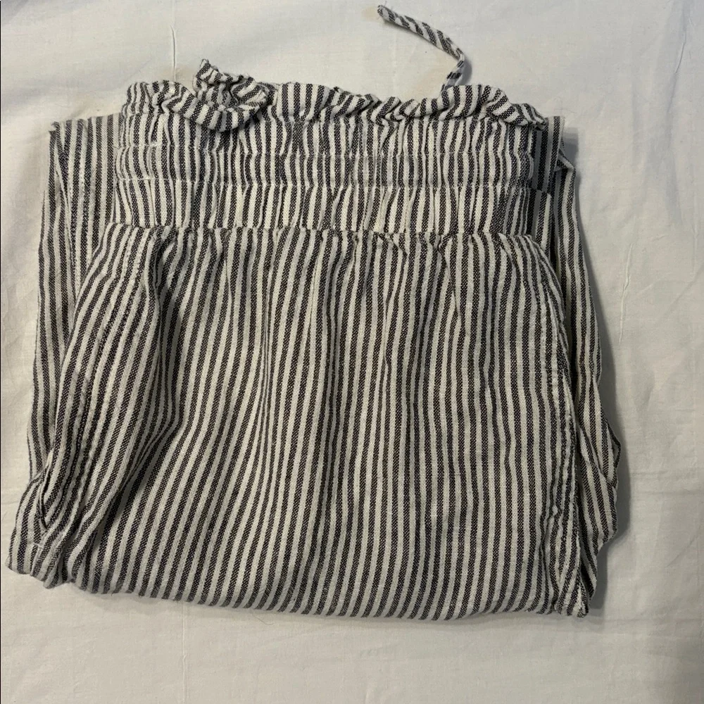 a new day Grey & White Striped Drawstring Chinos Linen Blend SZ M Quiet Luxury.